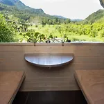 4 Elements Glamping &