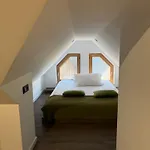 Kamp 4 Elements Glamping & *