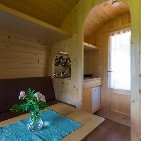 4 Elements Glamping & אתר קמפינג *