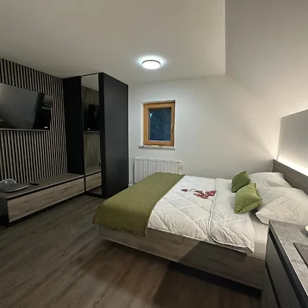 Campeggio 4 Elements Glamping & *