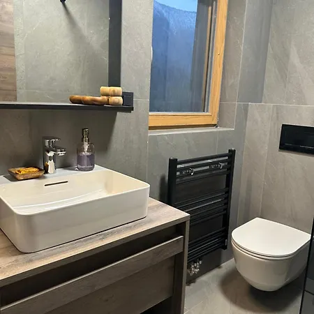 4 Elements Glamping & * בלד