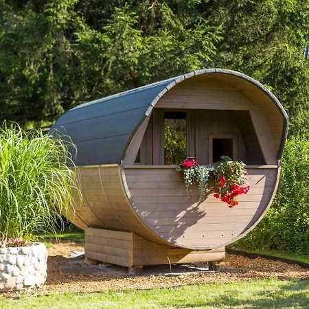 4 Elements Glamping & Campsite