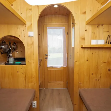 4 Elements Glamping & 营地