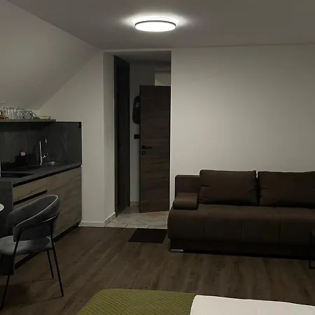 4 Elements Glamping & *