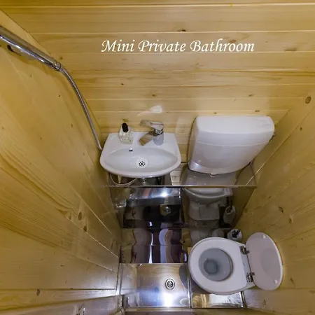 Campeggio 4 Elements Glamping & *